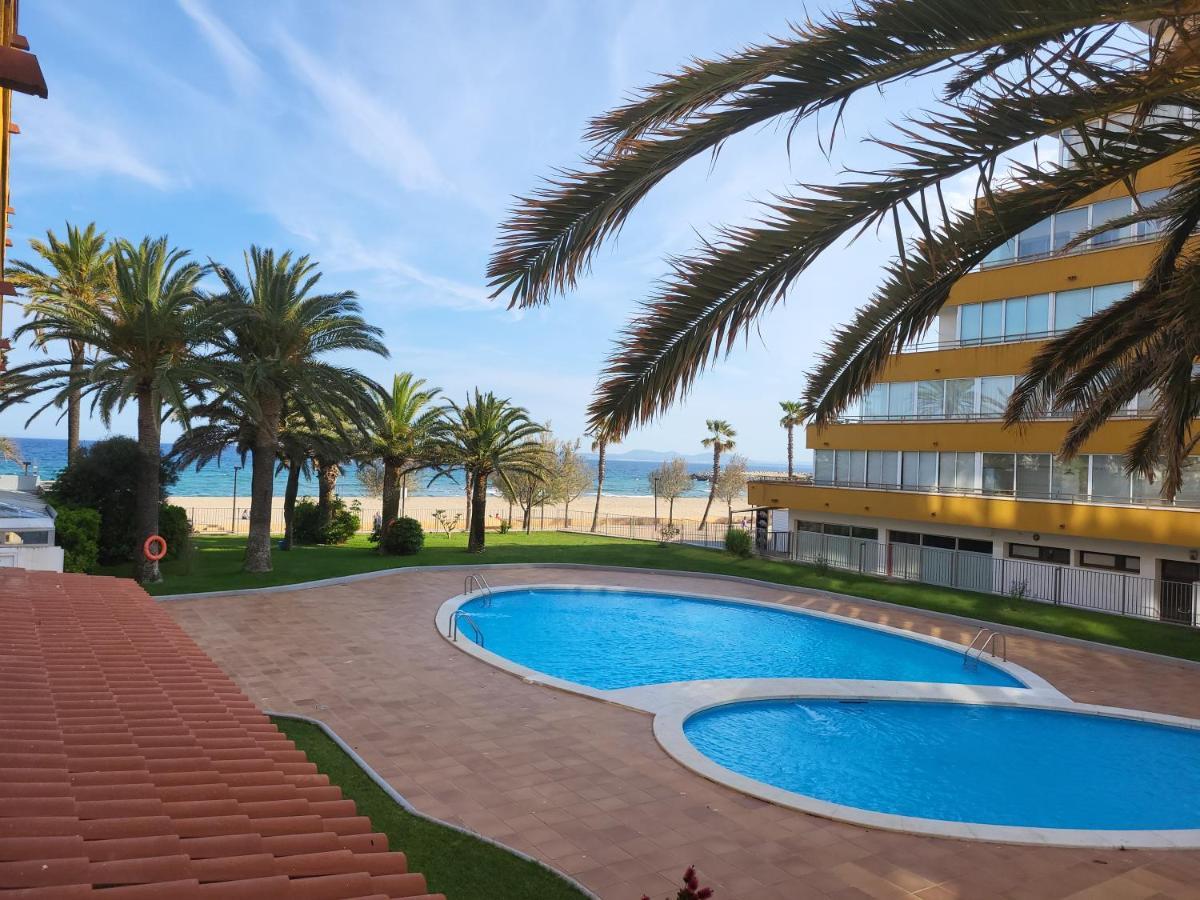 Superbe Apartement En Residence Avec Piscine Росас Экстерьер фото