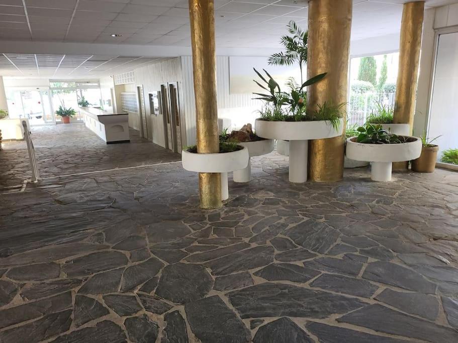 Superbe Apartement En Residence Avec Piscine Росас Экстерьер фото